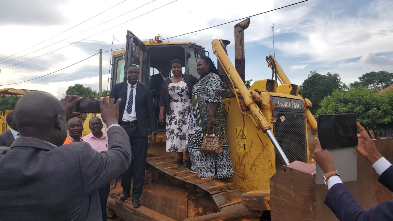 Balawoli–Nabulezi–Kyamatende road works